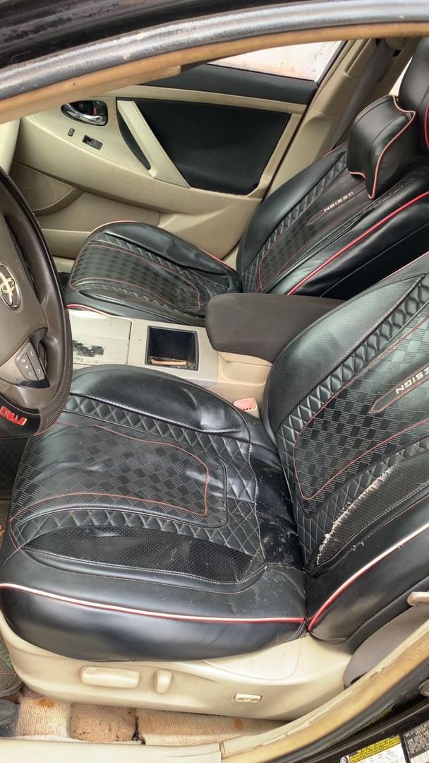 A picture of car