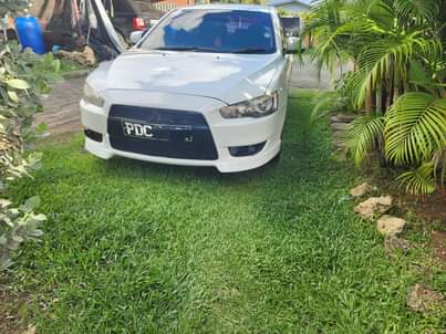 mitsubishi lancer