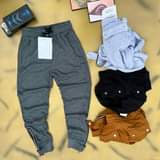 A picture of Track Kali Original 1TSH 30 000 2Size 30 42 Tupigie