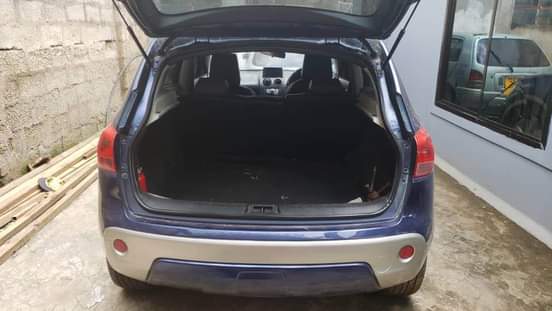 A picture of Nissan