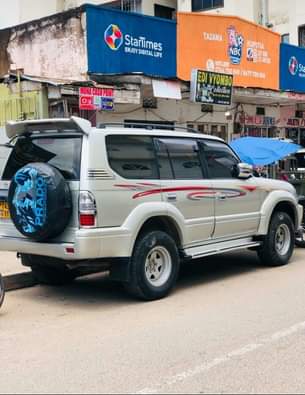 A picture of Land cruiser prado