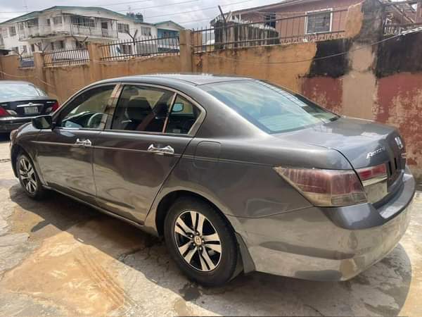 A picture of 2008 Honda accord Engine Gear Ac Sounds Engine and gear