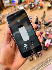 A picture of iPhone 6s 32 Gb at 160k