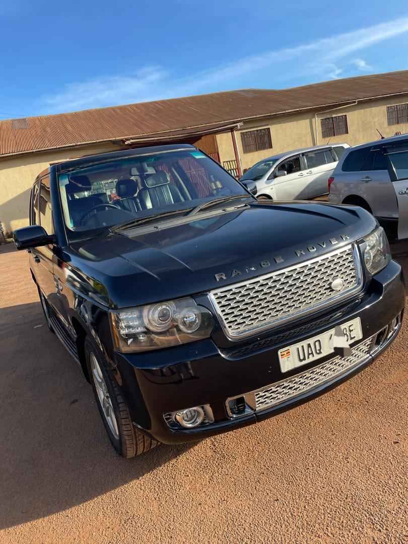 A picture of Range Rover vogue 30m 0706145834