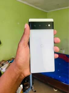 A picture of pixel 6