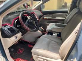 A picture of Lexus Rx 330