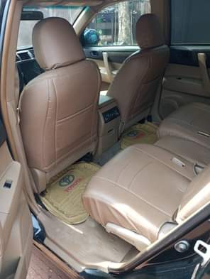 A picture of Distress sale OVER clean and sound Toyota Highlander 2010 model