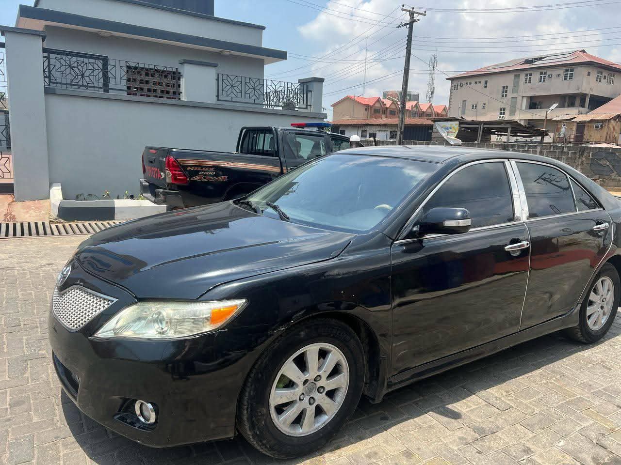 A picture of Toyota Camry 09 LE
