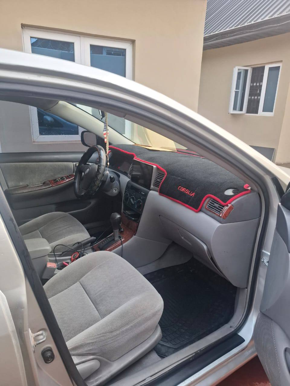 A picture of Used Toyota Corolla 2004 model