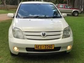 used toyota ist