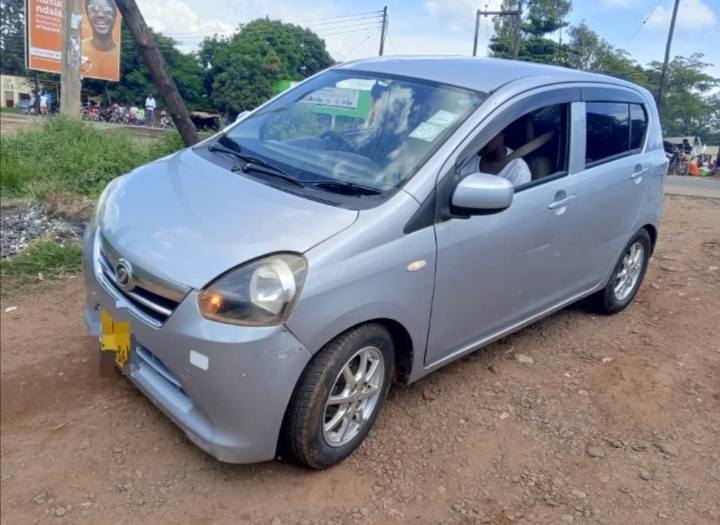daihatsu mira