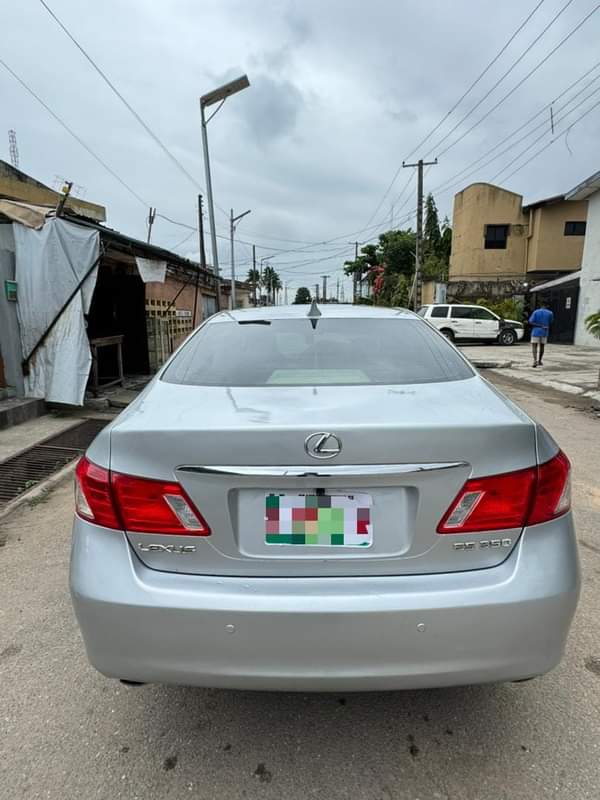 A picture of KinzzyAuto s LTD 08109018982 9 300 000 Refer and earn