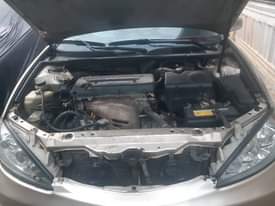 A picture of 2004 toyota camry