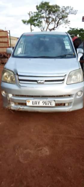 used toyota noah