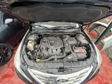A picture of 2012 Hyundai sonata 4plugs engine Gear surge at gear 2