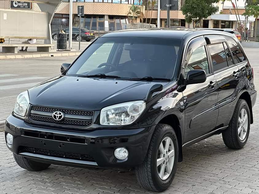A picture of Bei ni 21m Make Toyota Model Rav4 Kiltym Year 2005