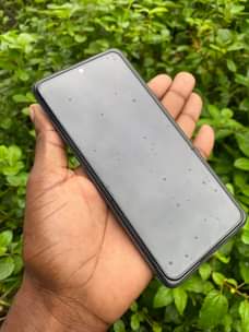 A picture of Samsung A72