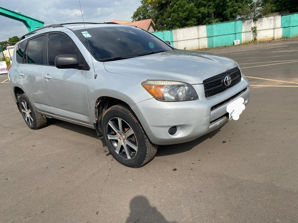 A picture of Neatly Used Registered 2007 Toyota RAV 4 ABSOLUTELY NOTHING TO