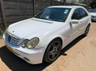 classifieds/cars mercedes