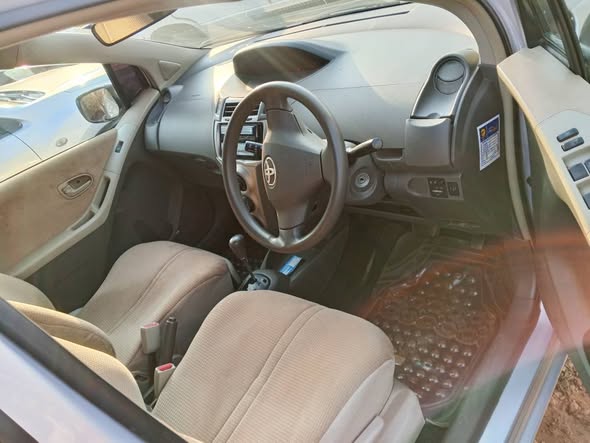 A picture of Toyota vitz 2010