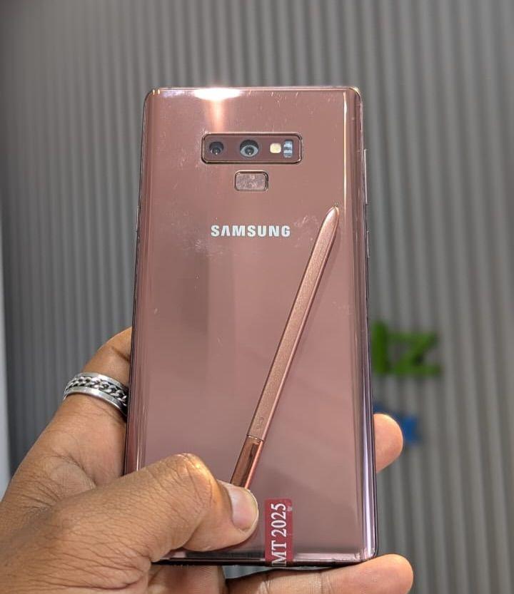 A picture of Note 9