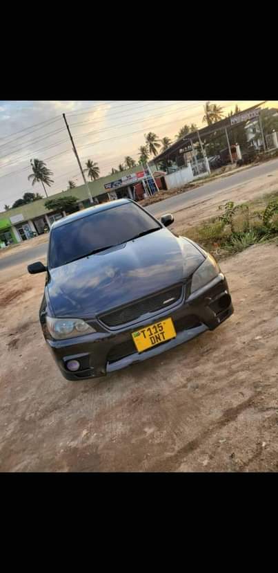 A picture of 2006 Toyota Altezza 6 500 000