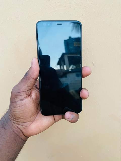 A picture of USED CLEAN STOCK SAMSUNG S9 Storage 64GB Price 50 000