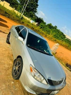 A picture of 04 Toyota Camry tks standard 09013526670