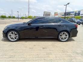 A picture of IS250