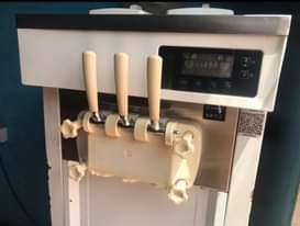 A picture of Selling ice cream machine