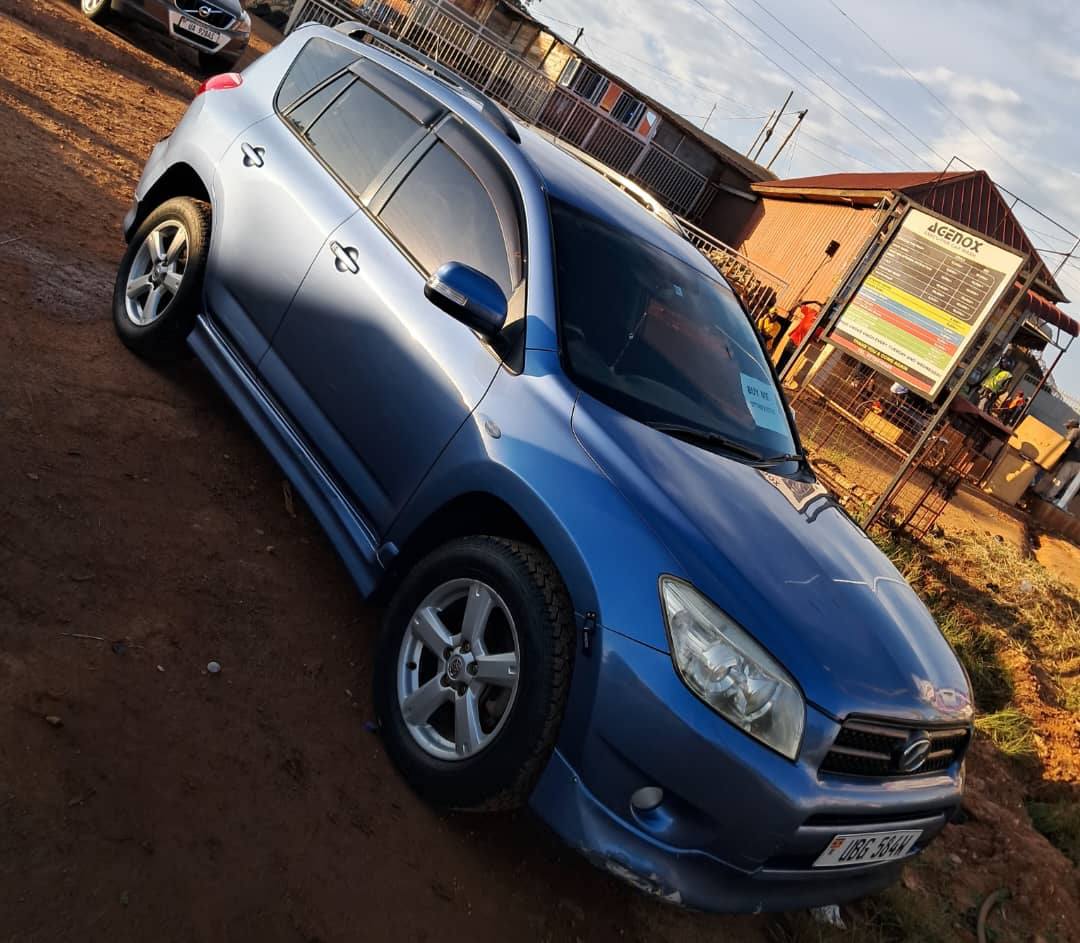 A picture of Toyota Rav 4