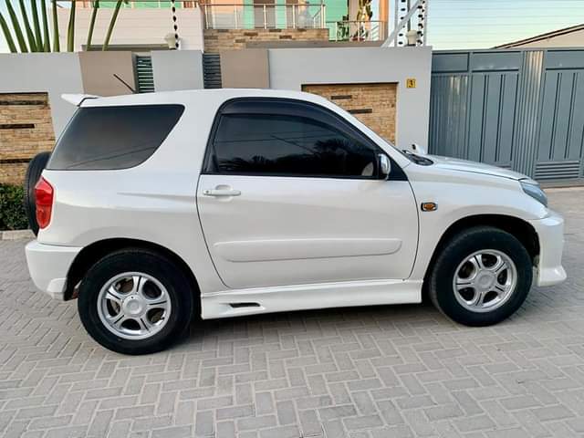 A picture of Toyota rav4 for sale