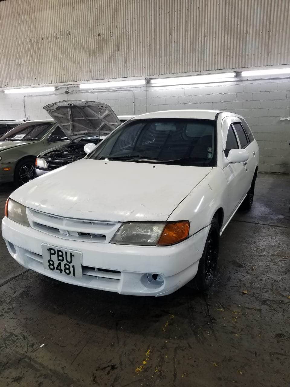 nissan y11