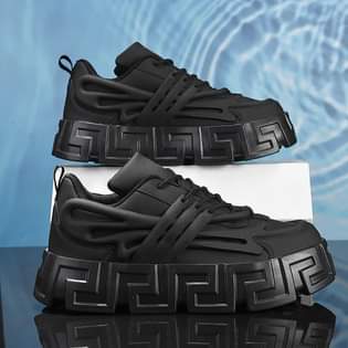 A picture of Fashionable sneakers size 37 45 65 000 To place an