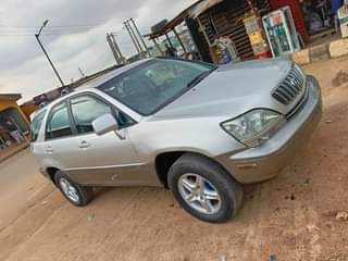 A picture of RX 300 02 03
