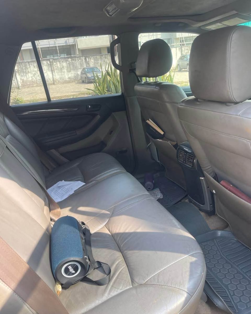A picture of 4Runner 2005 model