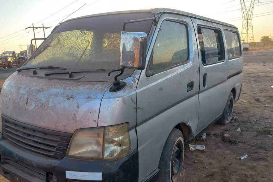 used nissan caravan