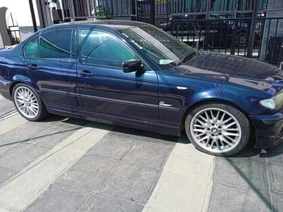 bmw 318i