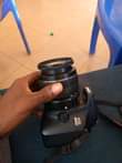 A picture of Canon 4000D iyo apo ipo kwenye condition nzuri kbx lens