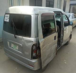 A picture of Hijet mini bus keke bus Condition Nigerian used Super cool