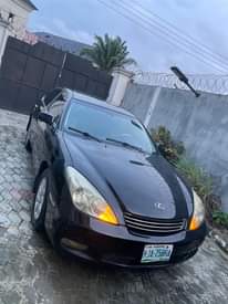 A picture of 6 month registered Es300 pure first body Tokunbo standard Grade