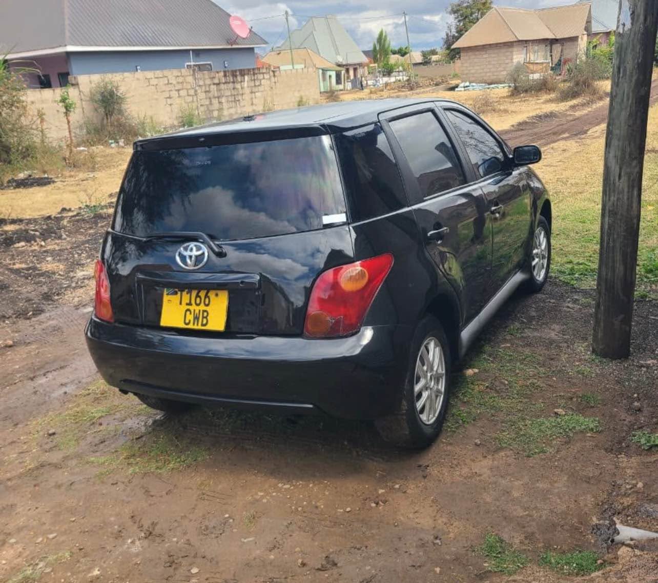 A picture of TOYOTA IST INAUZWA 4 5M 0791084871