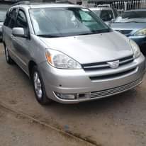 A picture of TOKUNBO Toyota Sienna xle YEAR MODEL 2005 TRANSMISSION Automatic CONDITION