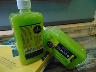 A picture of Reveal Your Acne Free Radiant Skin with Peponi Shower Gel