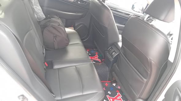 A picture of Subaru legscy b4