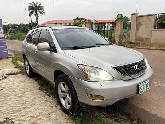 A picture of 100 TOKS STANDARD TOTAL FIRST BODY 9 MONTHS NEATLY USED