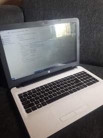 A picture of Hp laptop 4gb ram 500gb space battery 4h k2900 call