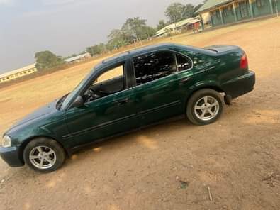 A picture of NIGERIAN USED CLEAN HONDA CIVIC 2000 MODEL Price 1 550k