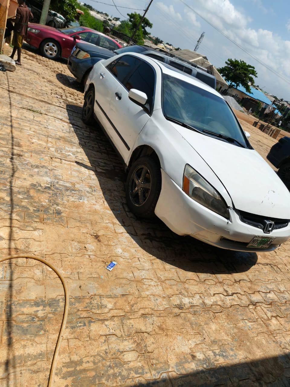 A picture of Honda Accord 2004