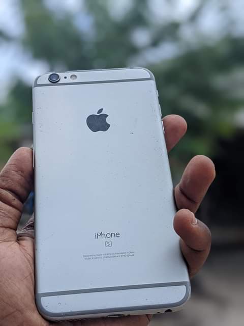 A picture of IPHONE 6s